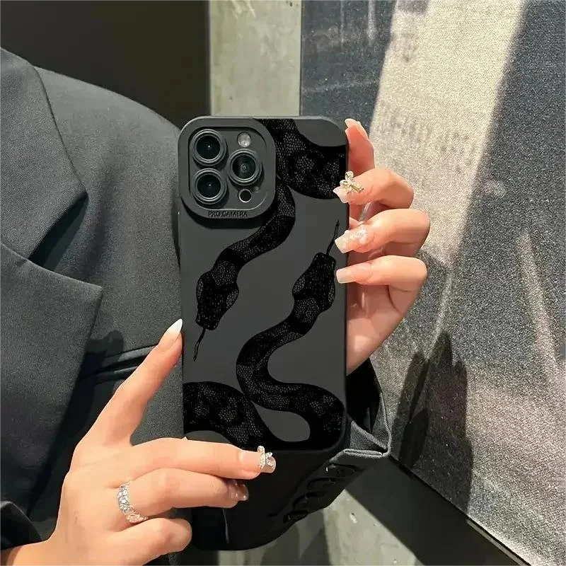 Black Snake Graphic Phone Case For iPhone 11 12 13 14 15 Pro Max X XS Max XR 8 7 Plus SE2020 Mini Shockproof Soft Silicone Cover Casever