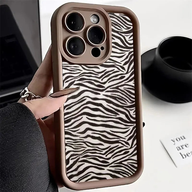 Zebra Striped Phone Case For IPhone 15 Pro Max 12 11 14 X XS XR 6 6S 7 8 Plus 13 Mini SE 2020 2022 Capa Shockproof Soft Cover Casever