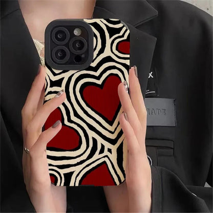 Fashion Romantic Love Hearts Phone Case For iPhone 14 13 15 Pro Max 7 8 Plus SE 11 12 Mini XS X XR Soft Silicone Stripes Cover  Casever