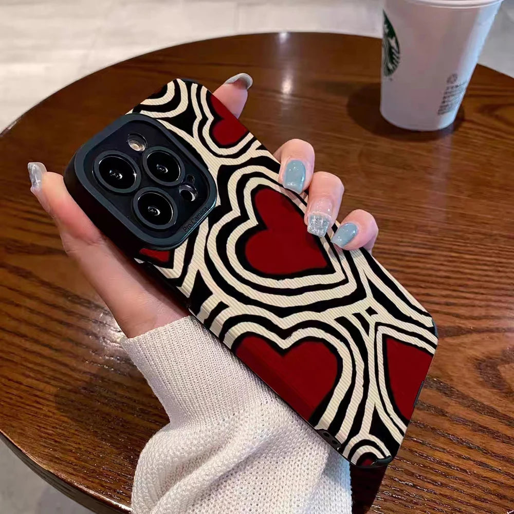 Fashion Romantic Love Hearts Phone Case For iPhone 14 13 15 Pro Max 7 8 Plus SE 11 12 Mini XS X XR Soft Silicone Stripes Cover  Casever