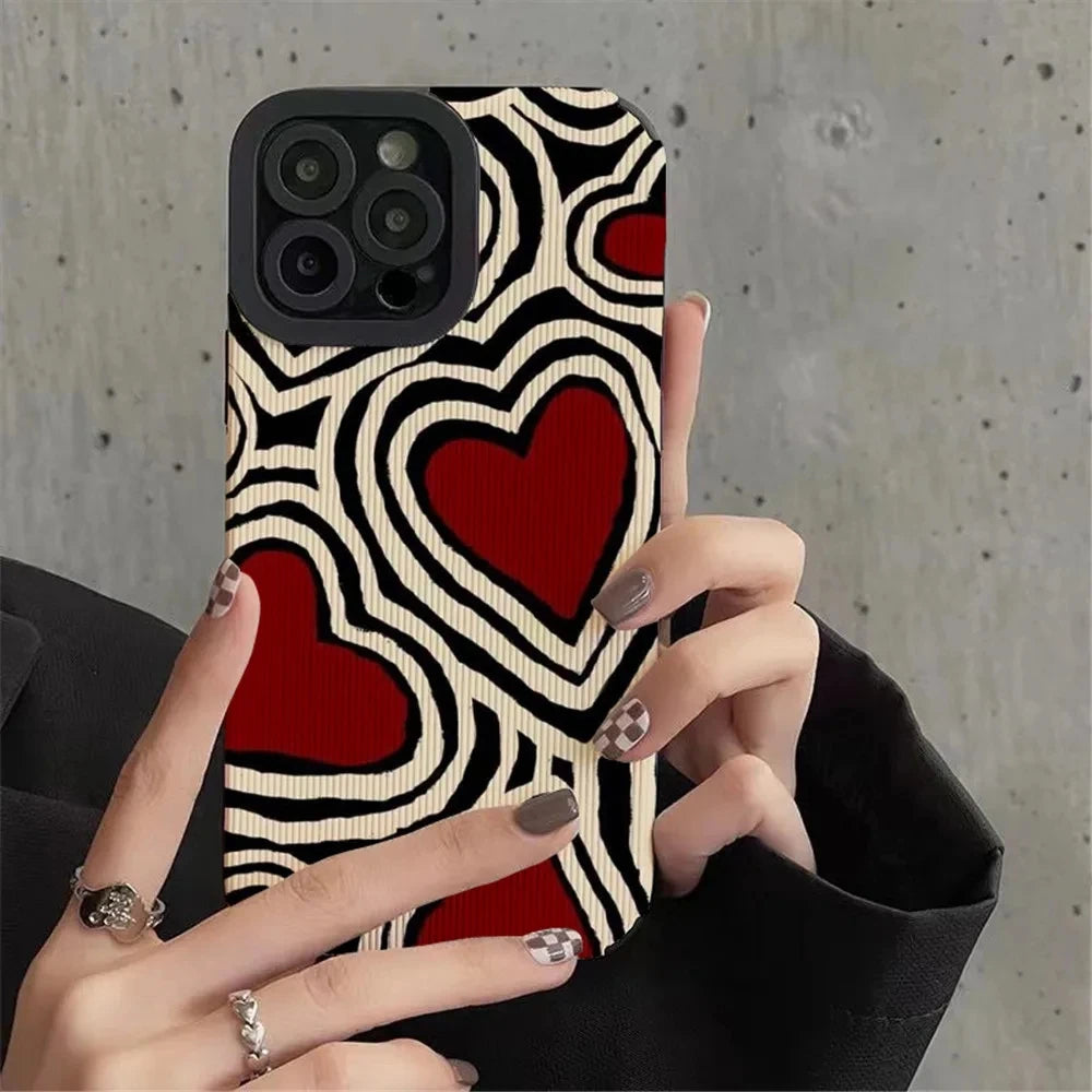 Fashion Romantic Love Hearts Phone Case For iPhone 14 13 15 Pro Max 7 8 Plus SE 11 12 Mini XS X XR Soft Silicone Stripes Cover  Casever