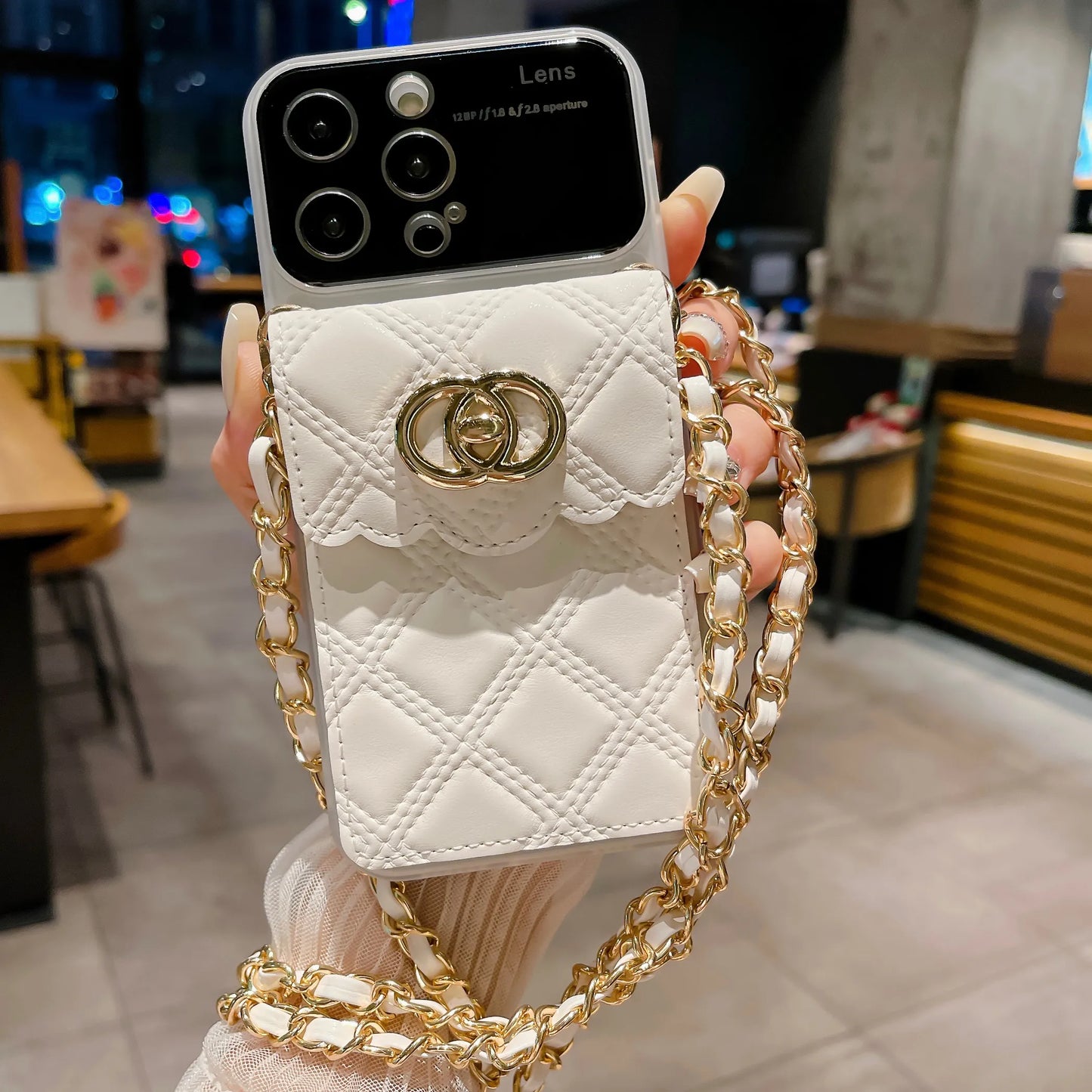 Luxurious Chain Bag Case