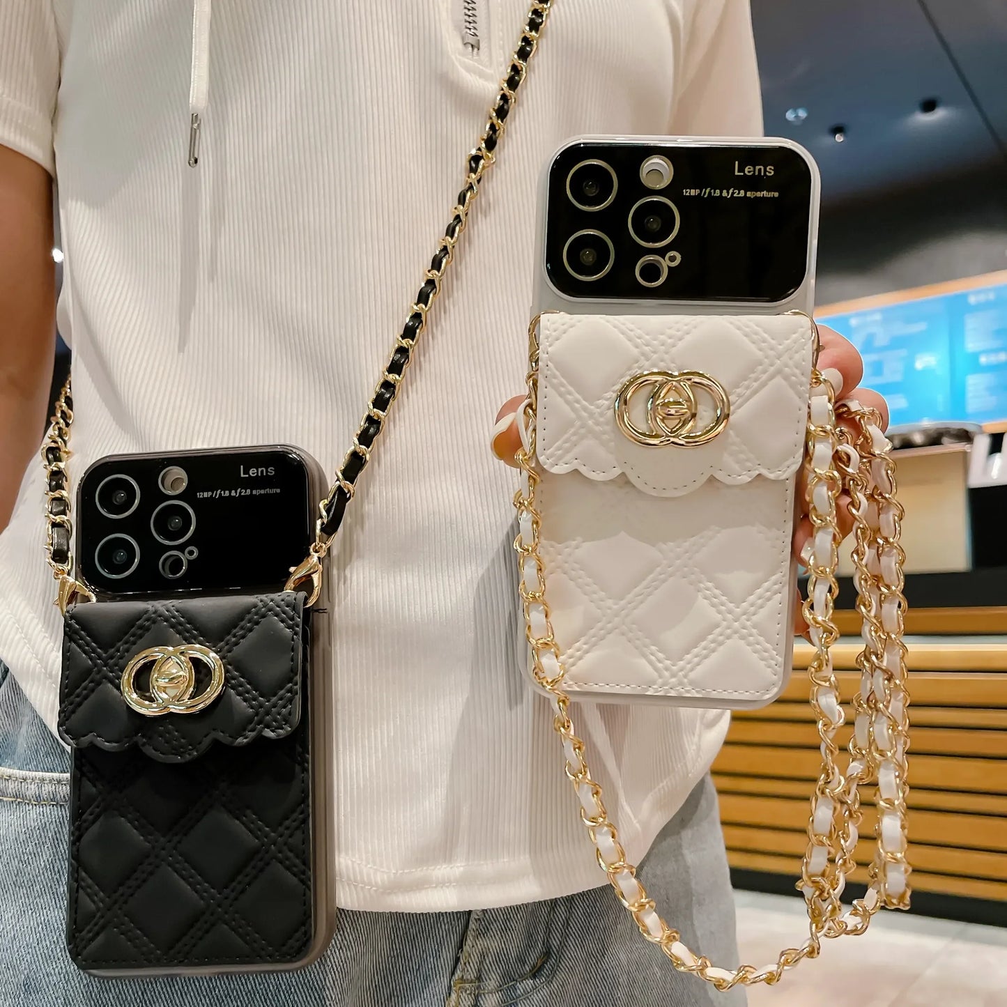 Luxurious Chain Bag Case