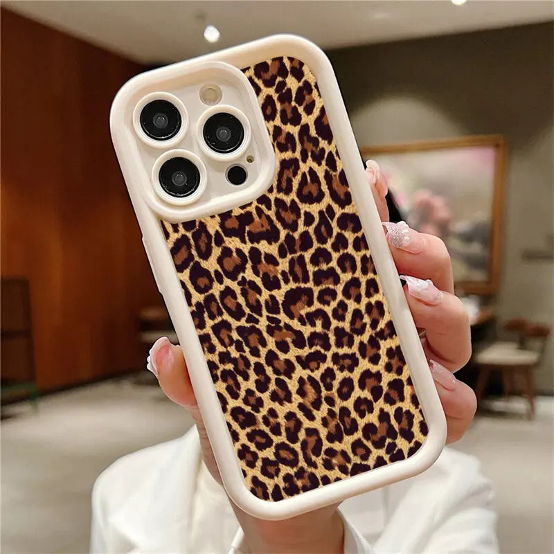 Zebra Striped Phone Case For IPhone 15 Pro Max 12 11 14 X XS XR 6 6S 7 8 Plus 13 Mini SE 2020 2022 Capa Shockproof Soft Cover  Casever