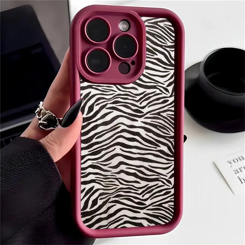 Zebra Striped Phone Case For IPhone 15 Pro Max 12 11 14 X XS XR 6 6S 7 8 Plus 13 Mini SE 2020 2022 Capa Shockproof Soft Cover  Casever